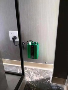 重庆电超人数码智能节电器在重庆某一地大型网咖安装案例